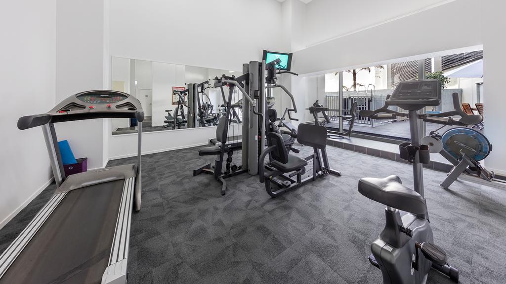 http://greatpacifictravels.com.au/hotel/images/hotel_img/11617811715Auckland Harbour Suites-Gym.jpg